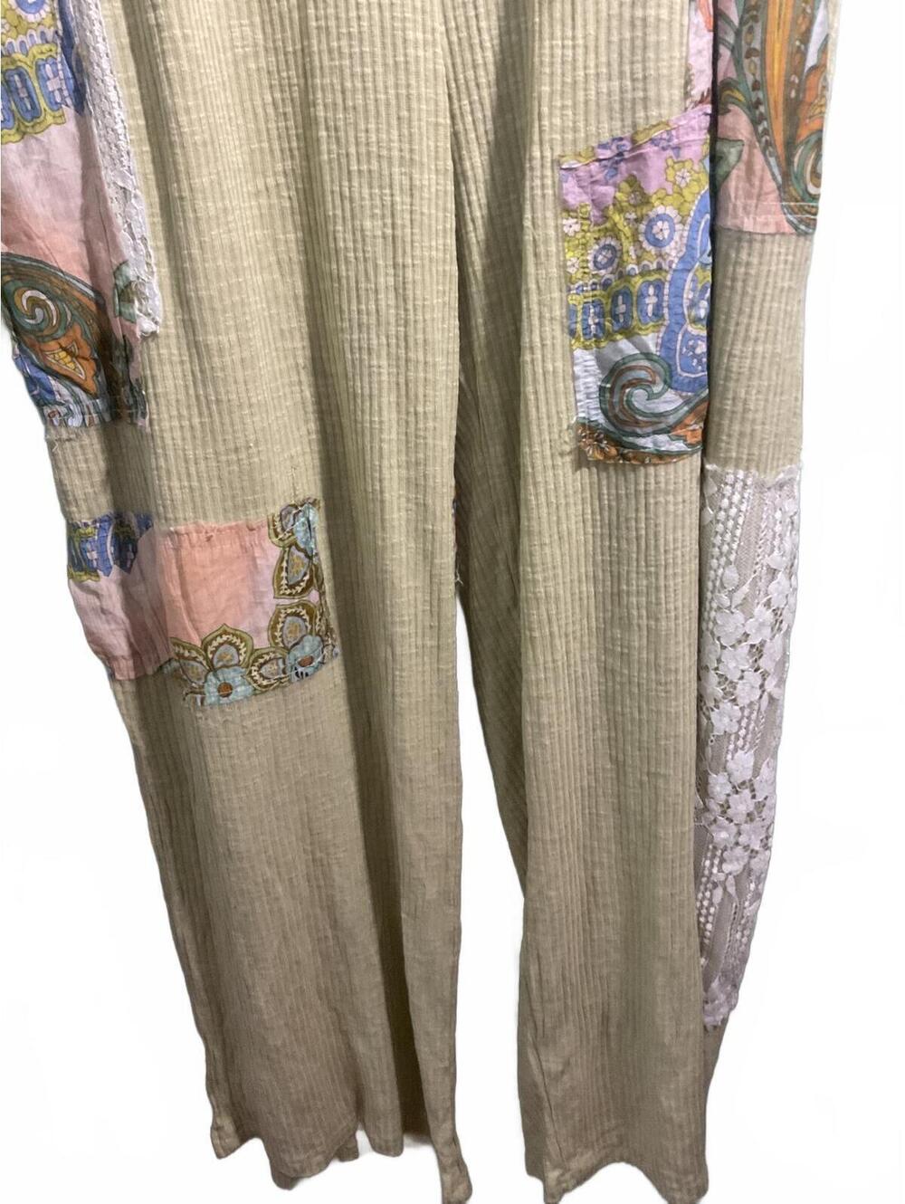POL Light Weight Ribbed Boho Sage Overalls with Floral Patch Details L - Picture 7 of 11